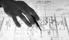 「越界建築」佔用鄰地之處理